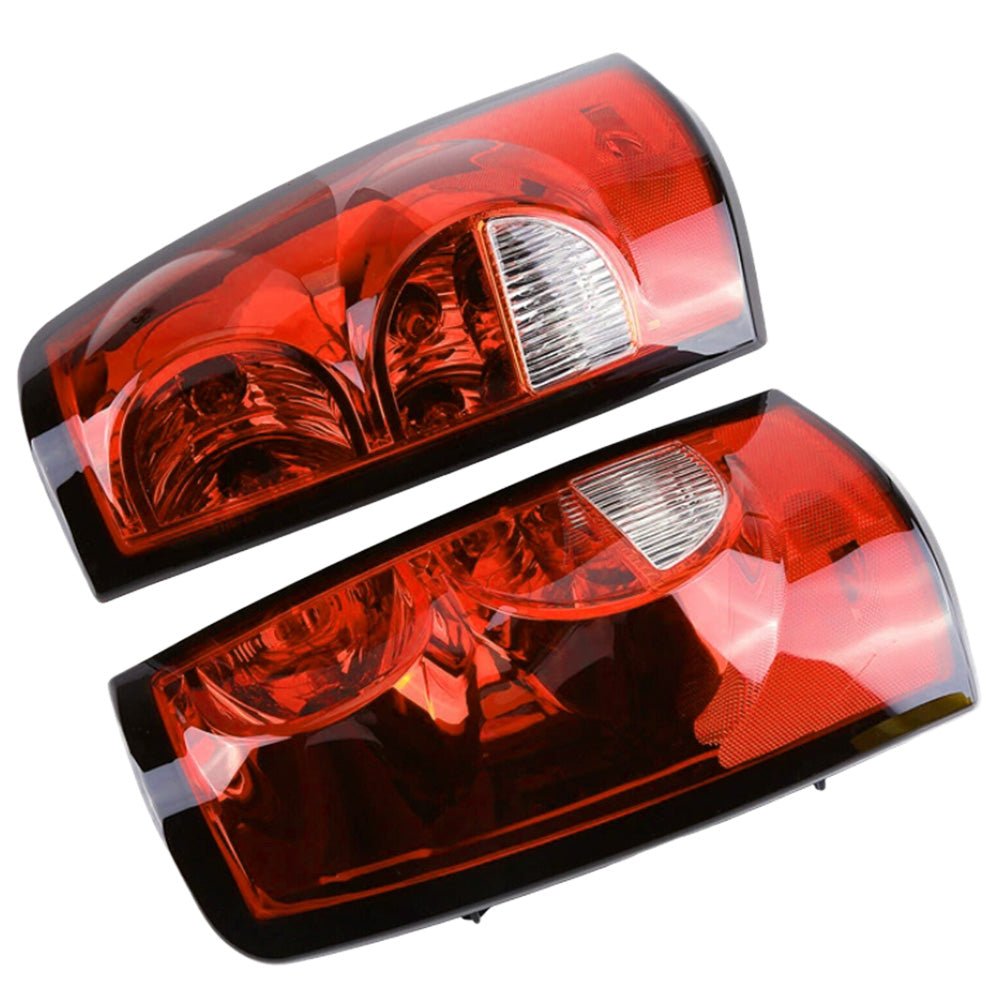 2003–2006 Silverado 1500 Rear Tail Light Assembly