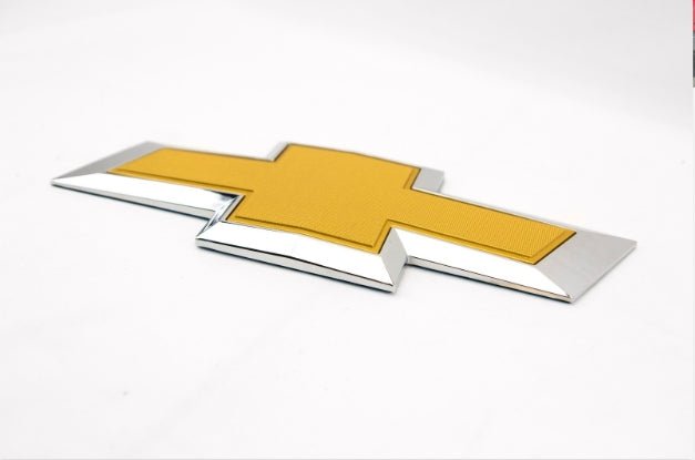 Chevy Silverado Tailgate Bow Tie Emblem 22786435 OEM 2014